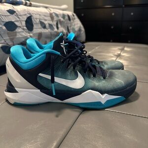 Nike Kobe 7 Shark size 9.5 no box